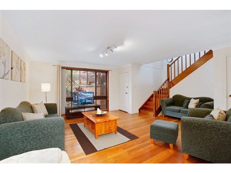 14/6 Jacquinot Place, Glenfield NSW 2167