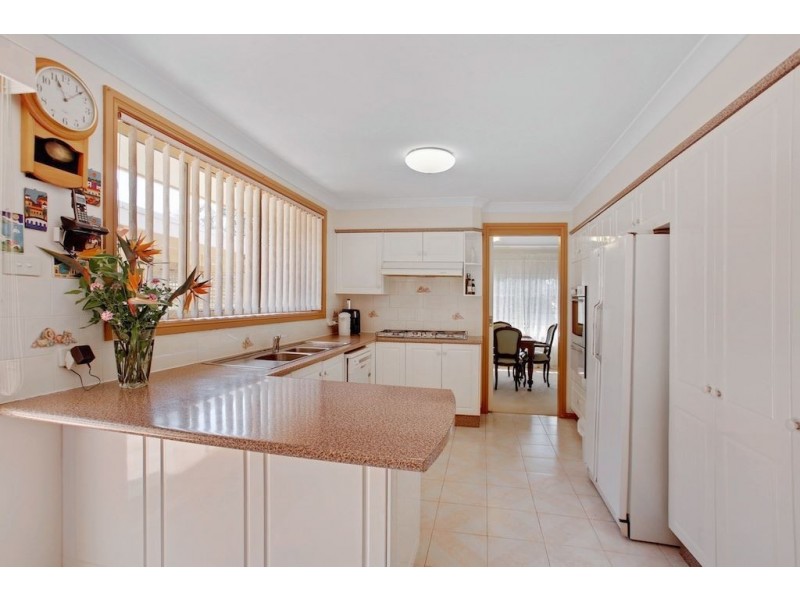 2 Mount Sugarloaf Drive, Glen Alpine NSW 2560