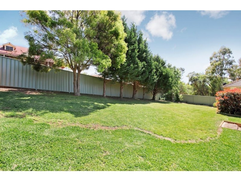 2 Mount Sugarloaf Drive, Glen Alpine NSW 2560