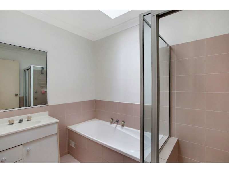 1/20 Fortinbras Close, Rosemeadow NSW 2560