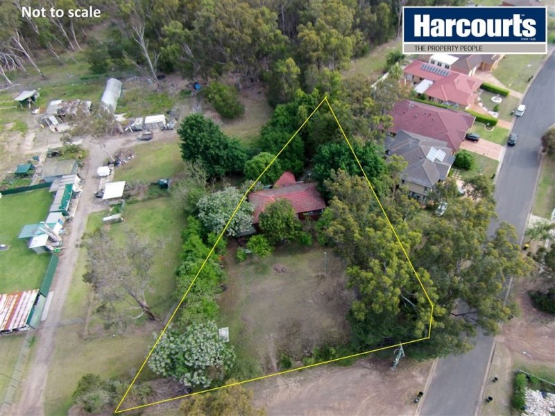 2 Sixth Avenue, Macquarie Fields NSW 2564