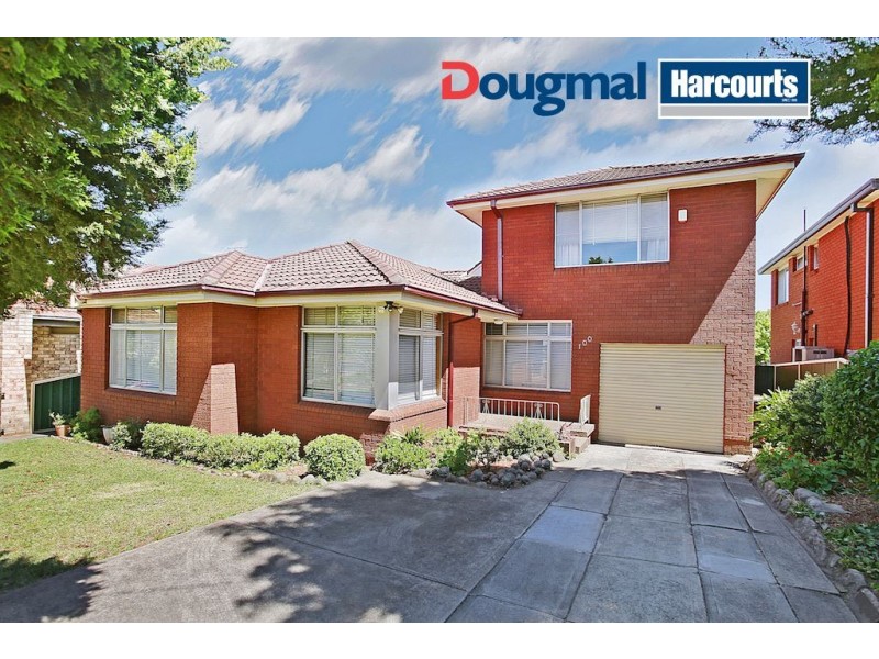 100 Hoddle Avenue, Campbelltown NSW 2560