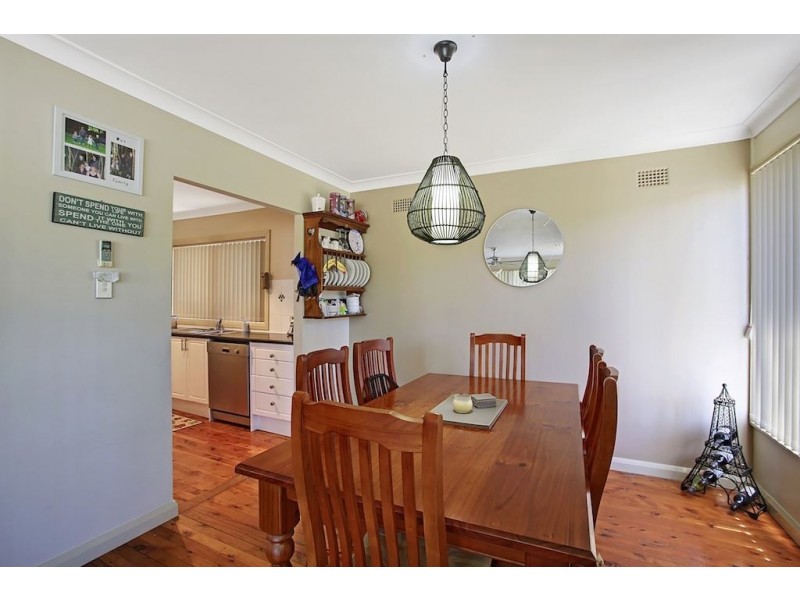 7 Browning Avenue, Campbelltown NSW 2560