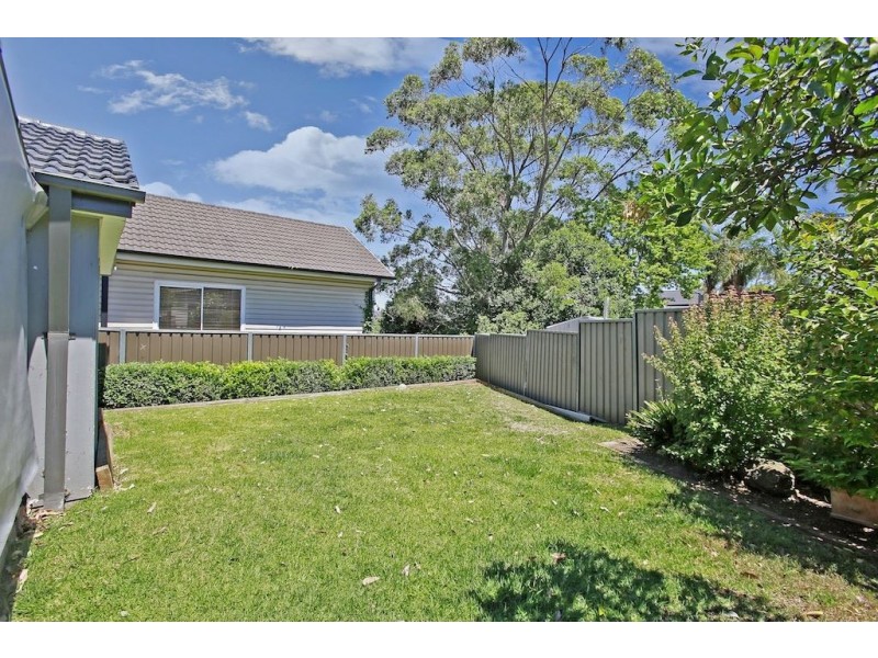 7 Browning Avenue, Campbelltown NSW 2560