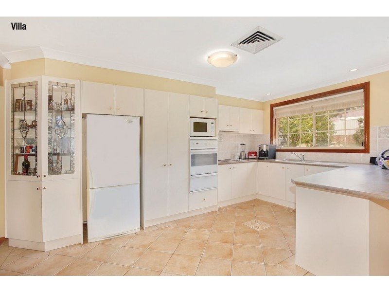 1A Strathmore Place, Glen Alpine NSW 2560