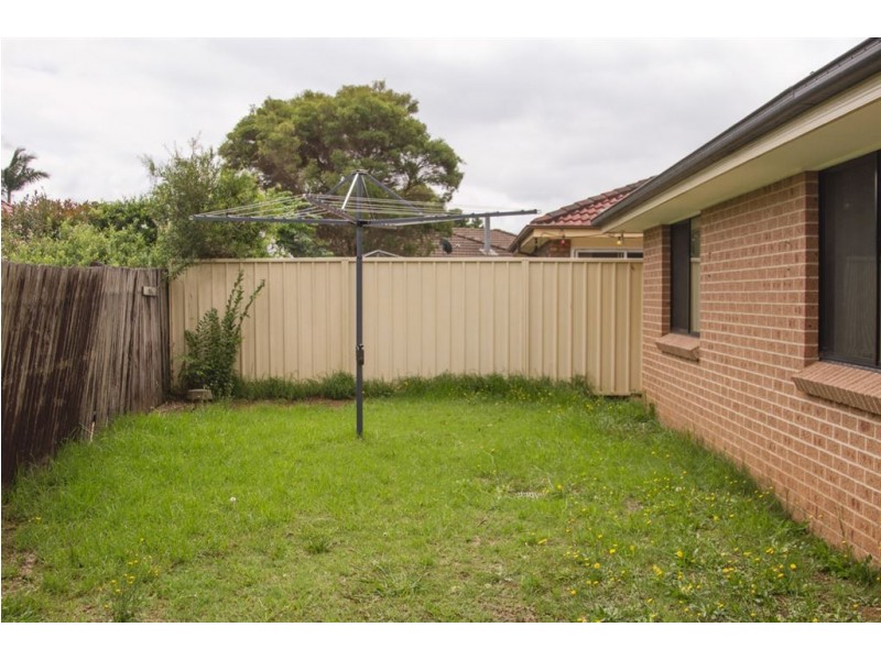 1A Edmund Place, Rosemeadow NSW 2560