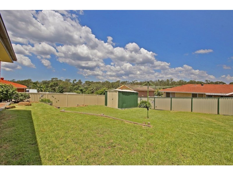 20 Demetrius Place, Rosemeadow NSW 2560