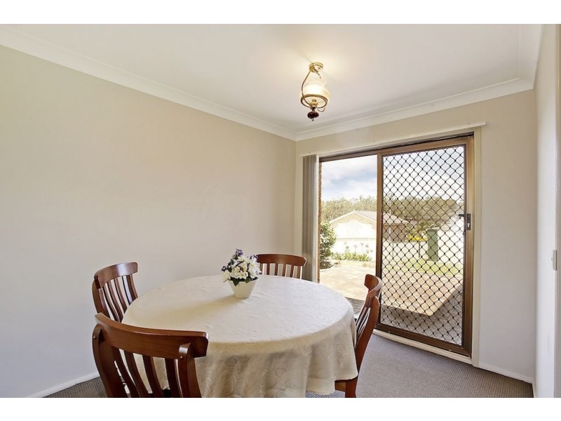 20 Demetrius Place, Rosemeadow NSW 2560