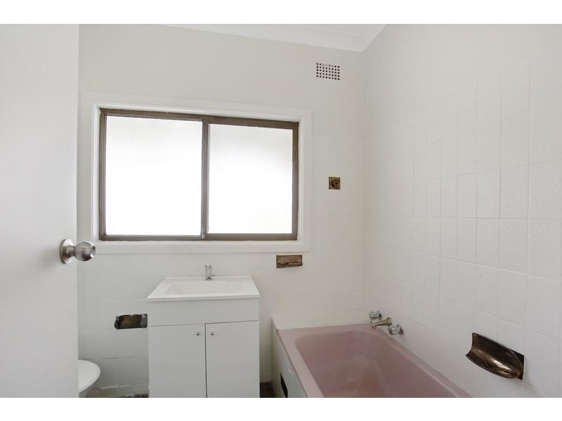 79 Allman Street, Campbelltown NSW 2560