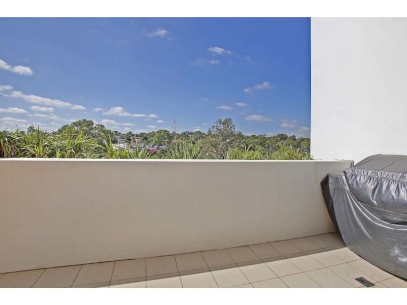 42/31-35 Chamberlain Street, Campbelltown NSW 2560