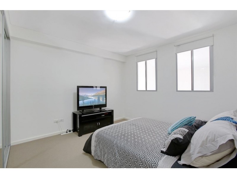 42/31-35 Chamberlain Street, Campbelltown NSW 2560