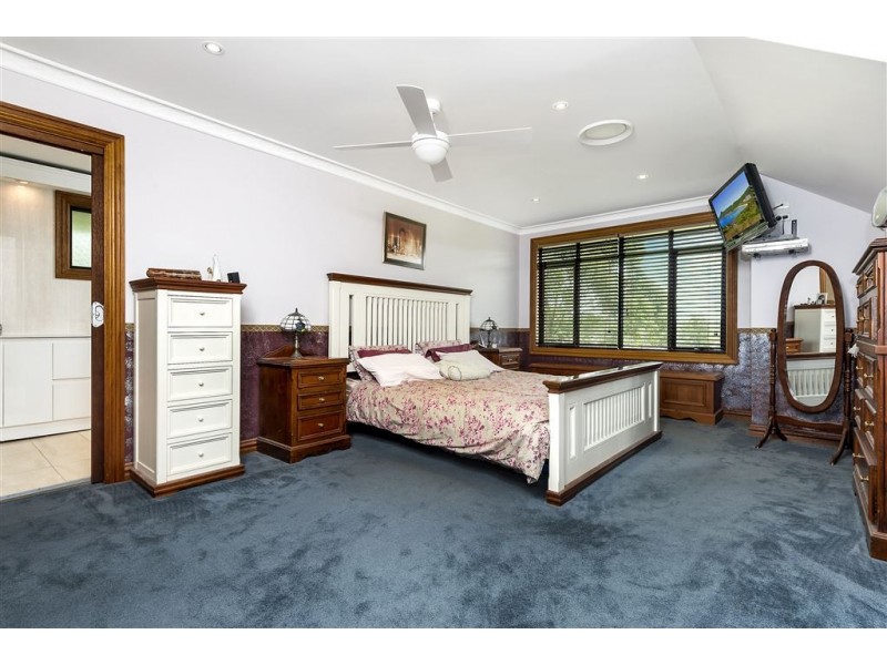 32 Mirage Ave, Raby NSW 2566