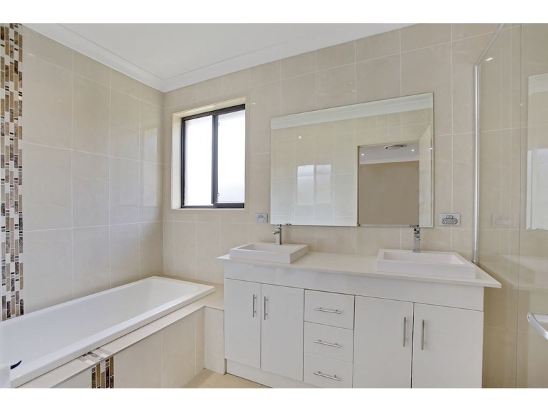 24 Boeing Crescent, Raby NSW 2566