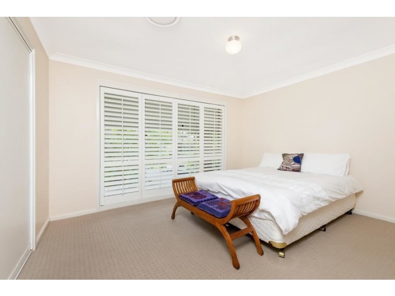 5 Abington Crescent, Glen Alpine NSW 2560