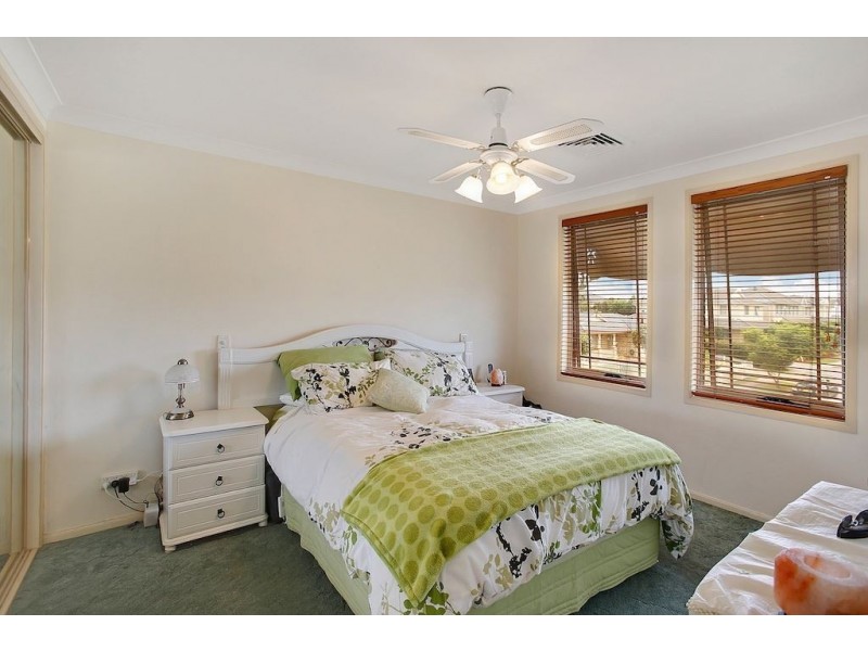 35 Rabett Crescent, Horningsea Park NSW 2171