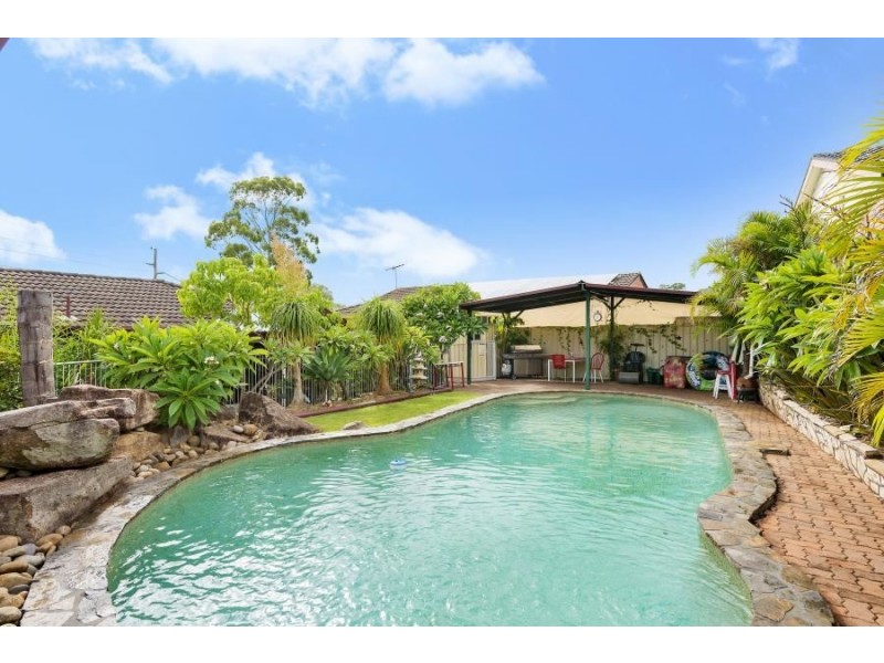 13 Amethyst Place, Eagle Vale NSW 2558