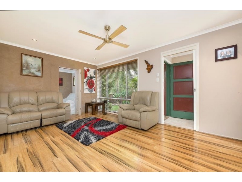 13 Amethyst Place, Eagle Vale NSW 2558