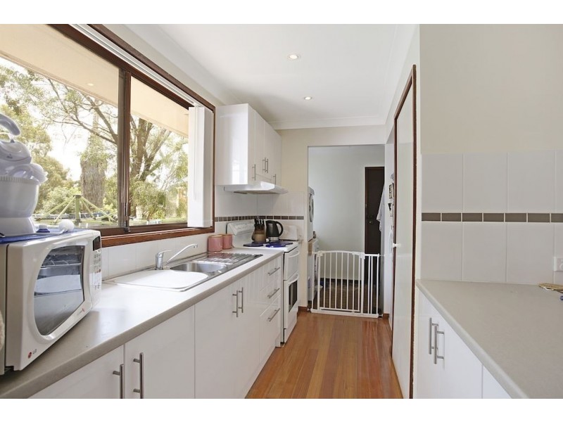 10 Carrington Circuit, Leumeah NSW 2560