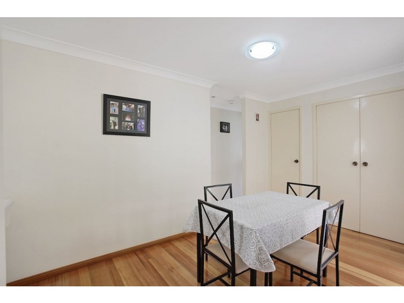 10 Carrington Circuit, Leumeah NSW 2560
