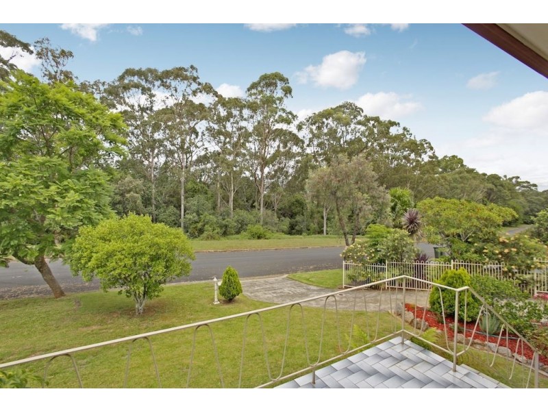 17 Illawarra Rd, Leumeah NSW 2560