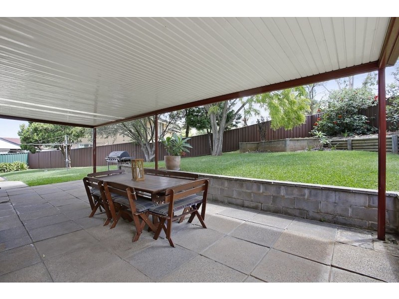 17 Illawarra Rd, Leumeah NSW 2560