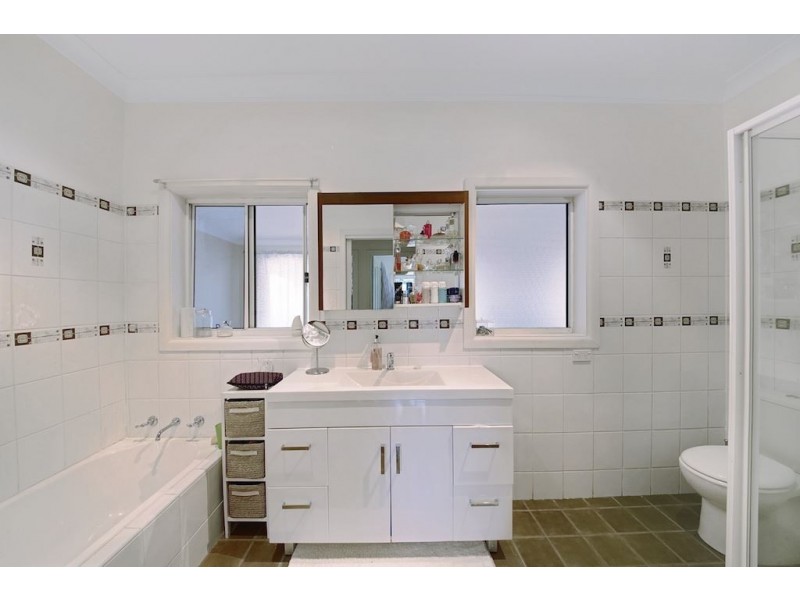 60 Narellan Road, Narellan Vale NSW 2567