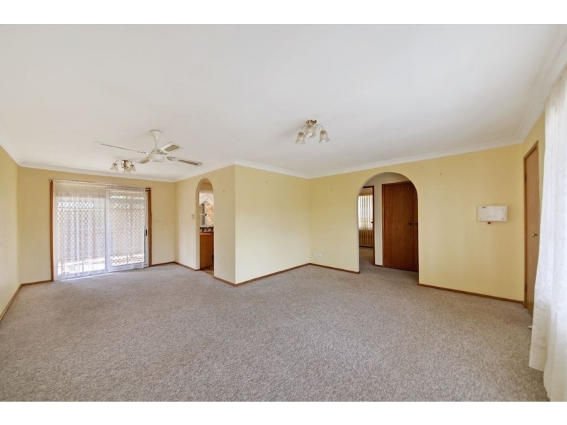 2/48 Waminda Avenue, Campbelltown NSW 2560