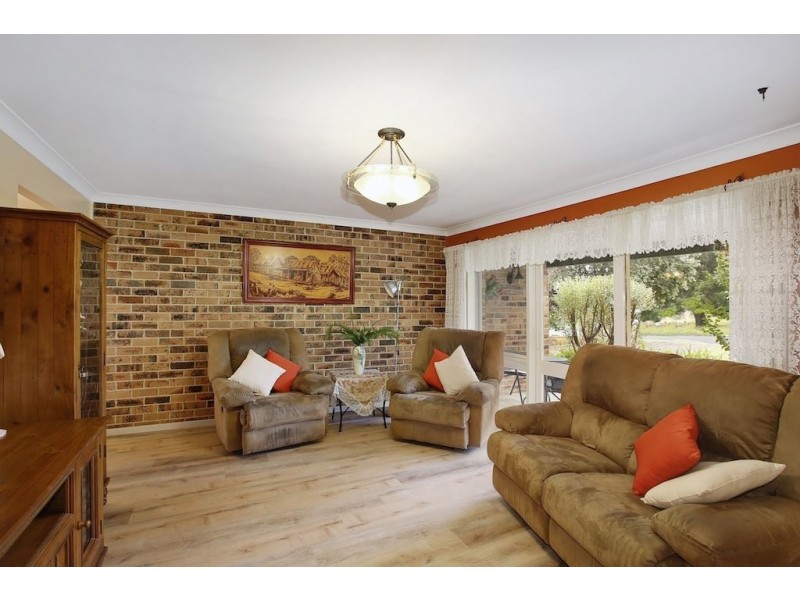11 Ardrossan Crescent, St Andrews NSW 2566