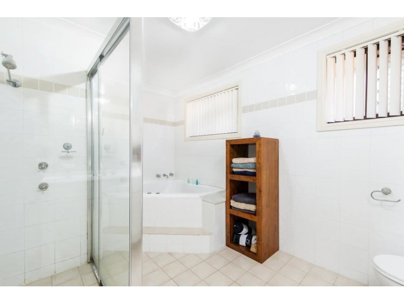 17 Lindesay Street, Leumeah NSW 2560