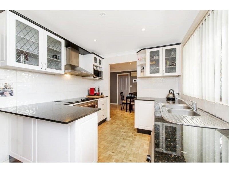 17 Lindesay Street, Leumeah NSW 2560