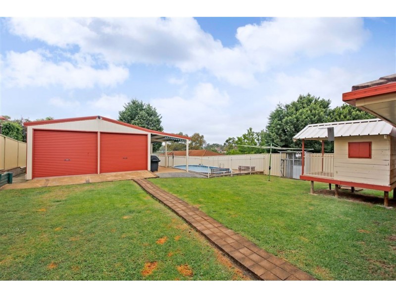 3 Jasper Place, Ambarvale NSW 2560