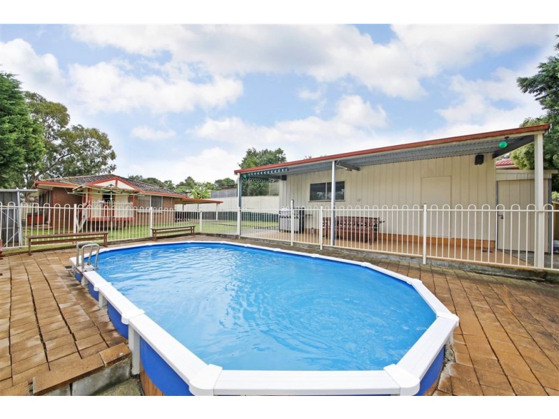 3 Jasper Place, Ambarvale NSW 2560