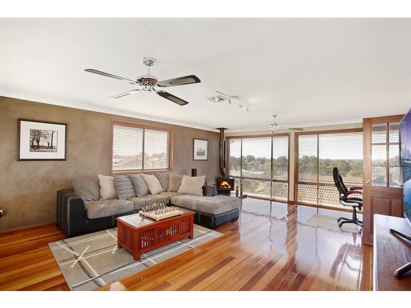 18 Chardonnay Ave, Eschol Park NSW 2558