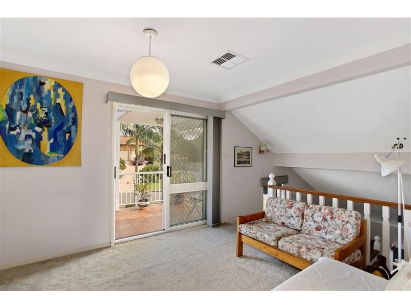 1 Riversdale Place, Glen Alpine NSW 2560