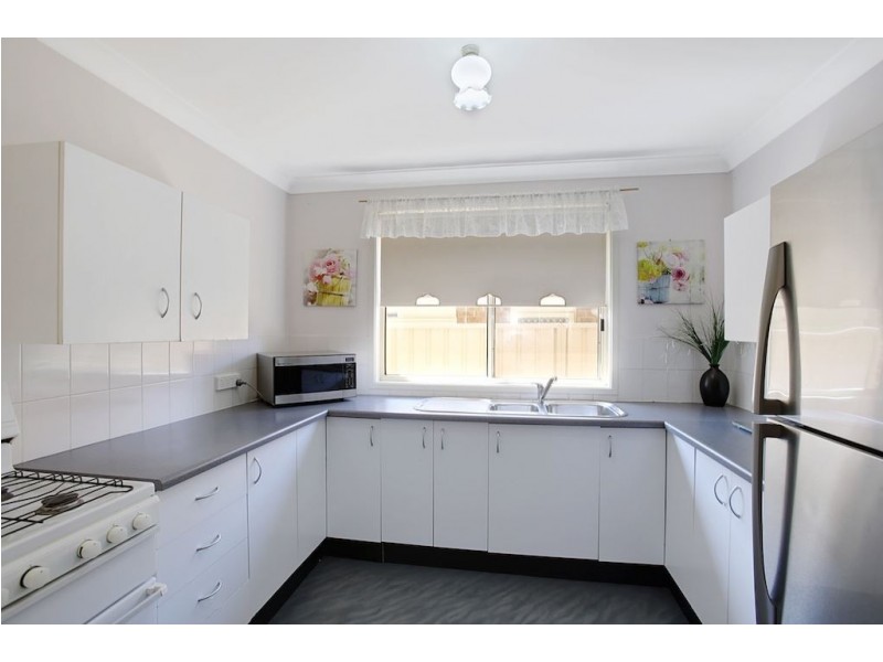 9 Cusack Close, St Helens Park NSW 2560