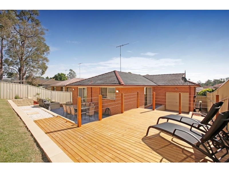 10 Meredith Crescent, St Helens Park NSW 2560