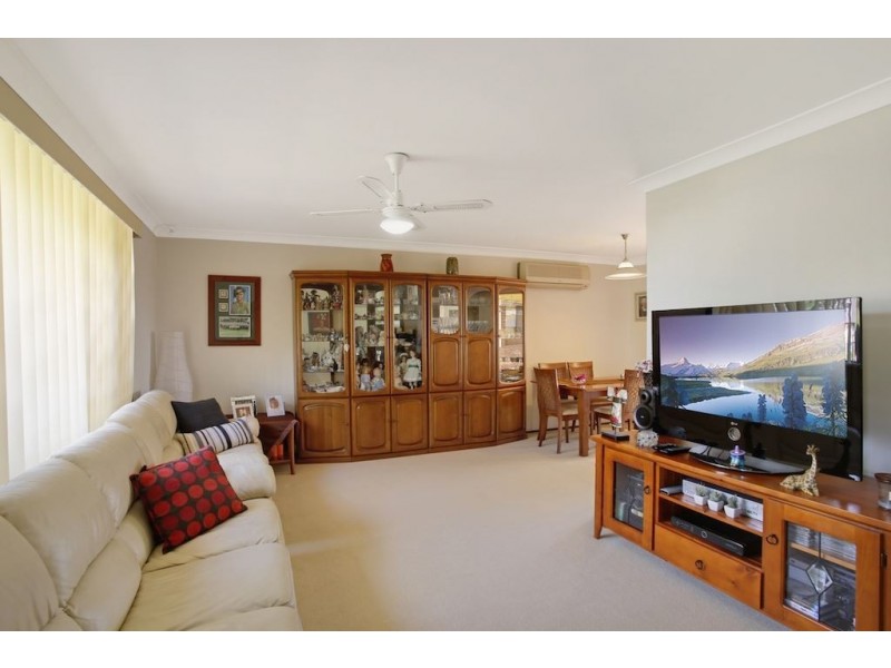 10 Swiveller Close, Ambarvale NSW 2560
