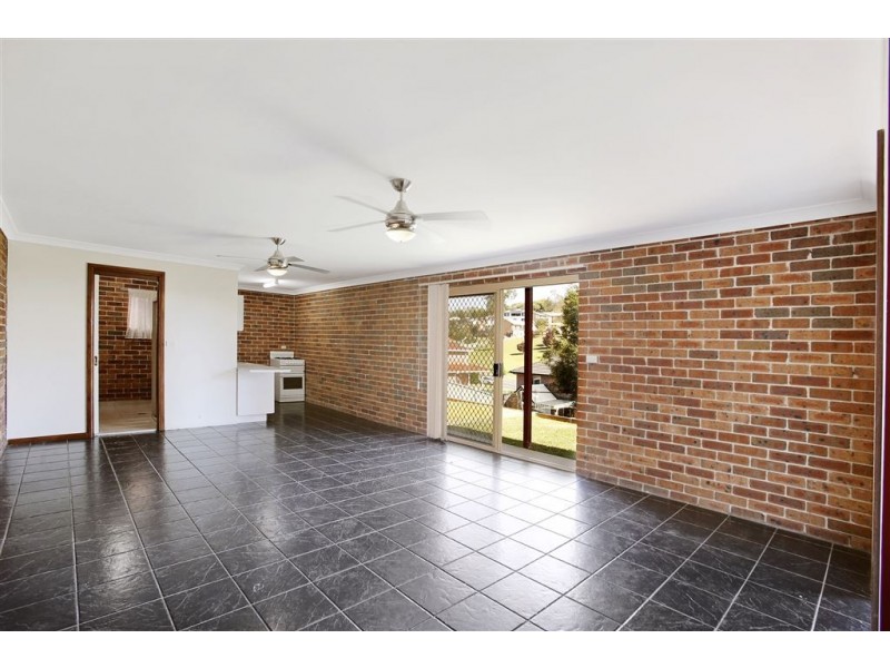 24 Nepean Towers Avenue, Glen Alpine NSW 2560