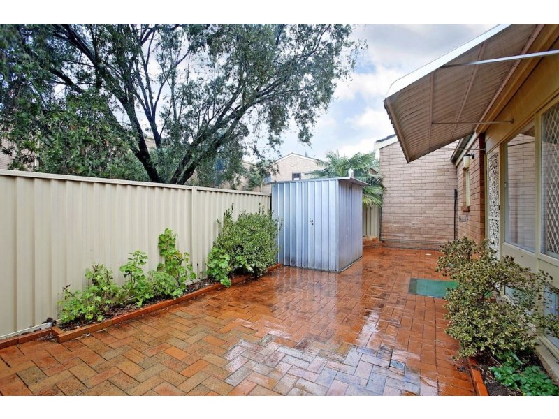 4/42 Woodhouse Drive, Ambarvale NSW 2560
