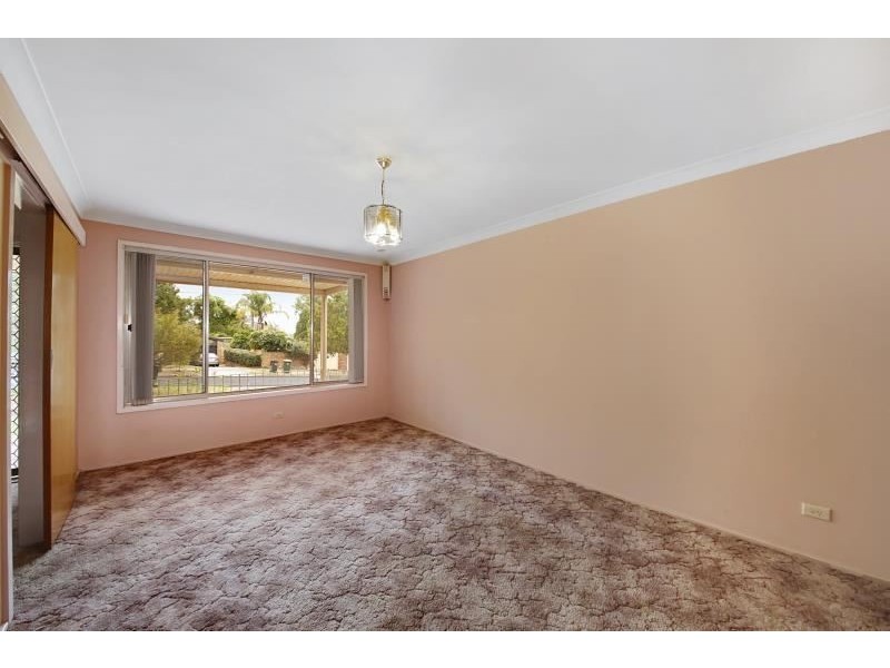 38 Raymond Avenue, Campbelltown NSW 2560