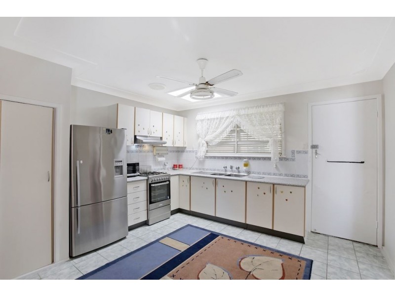 19 Raymond Avenue, Campbelltown NSW 2560