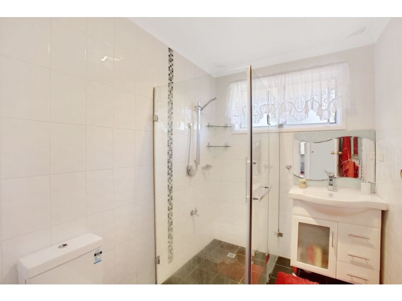 19 Raymond Avenue, Campbelltown NSW 2560