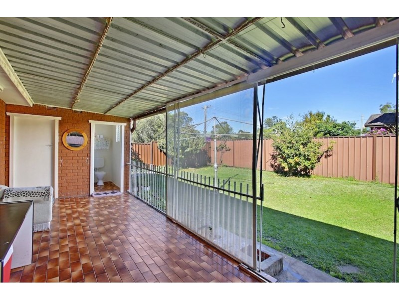 19 Raymond Avenue, Campbelltown NSW 2560