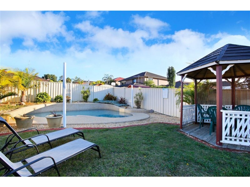 96 Englorie Park Drive, Glen Alpine NSW 2560