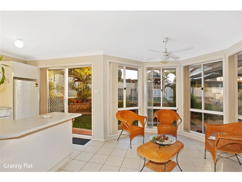 96 Englorie Park Drive, Glen Alpine NSW 2560