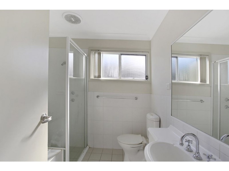 6 Hampstead Road, Campbelltown NSW 2560