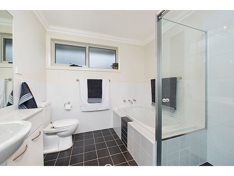 6 Padua Lane, Campbelltown NSW 2560