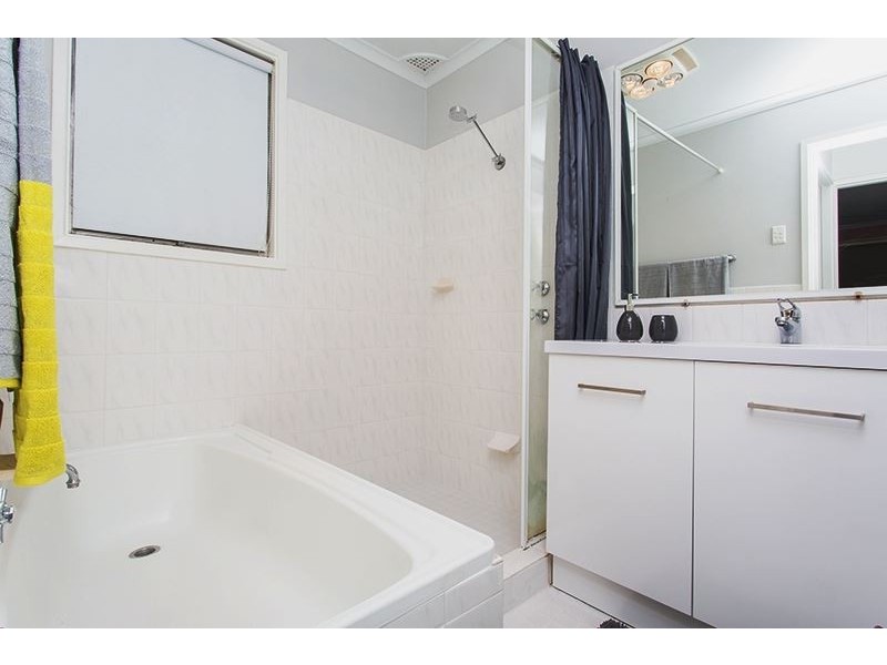 8 Endeavour Street, Ruse NSW 2560