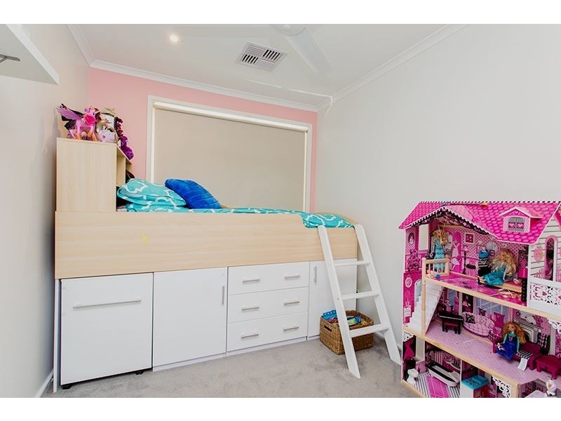 8 Endeavour Street, Ruse NSW 2560