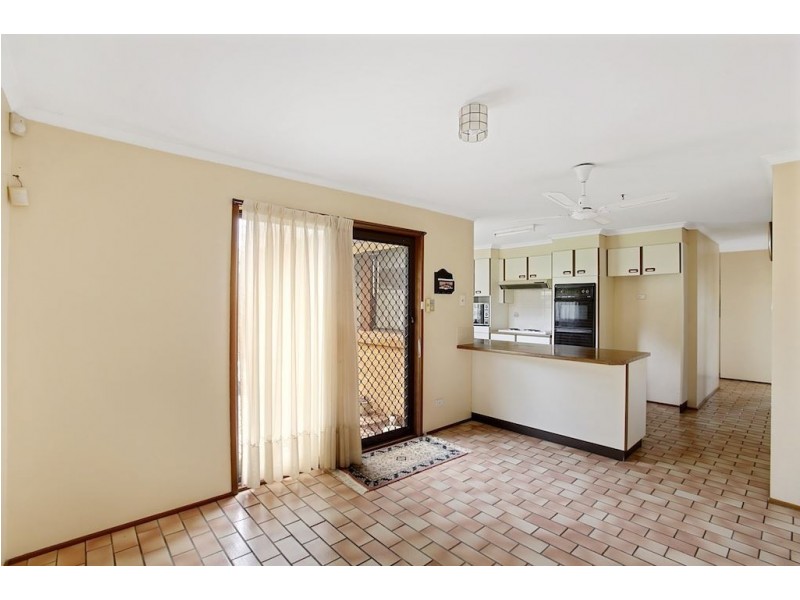 28 Jersey Parade, Minto NSW 2566